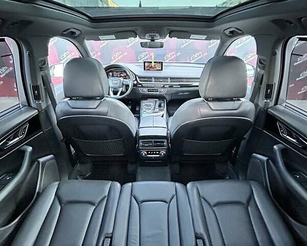 Сірий Ауді Ку 7, об'ємом двигуна 3 л та пробігом 153 тис. км за 28000 $, фото 20 на Automoto.ua