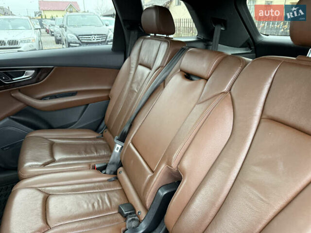 Серый Ауди Ку 7, объемом двигателя 3 л и пробегом 186 тыс. км за 22400 $, фото 62 на Automoto.ua