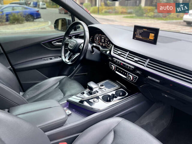Серый Ауди Ку 7, объемом двигателя 3 л и пробегом 151 тыс. км за 29900 $, фото 25 на Automoto.ua