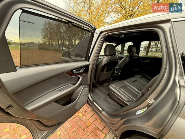 Серый Ауди Ку 7, объемом двигателя 3 л и пробегом 224 тыс. км за 23900 $, фото 33 на Automoto.ua