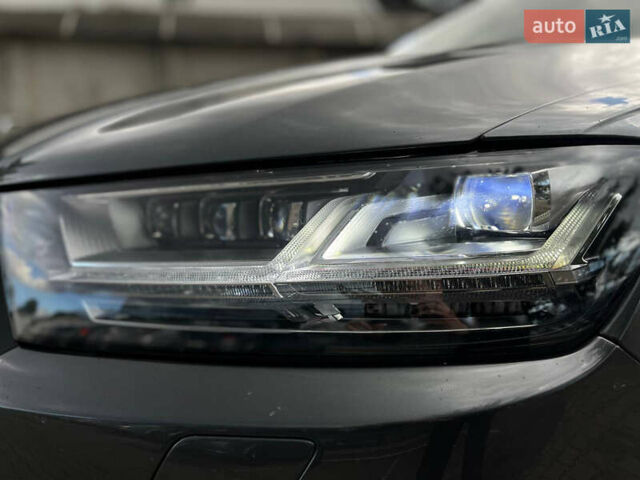 Серый Ауди Ку 7, объемом двигателя 3 л и пробегом 160 тыс. км за 40000 $, фото 32 на Automoto.ua