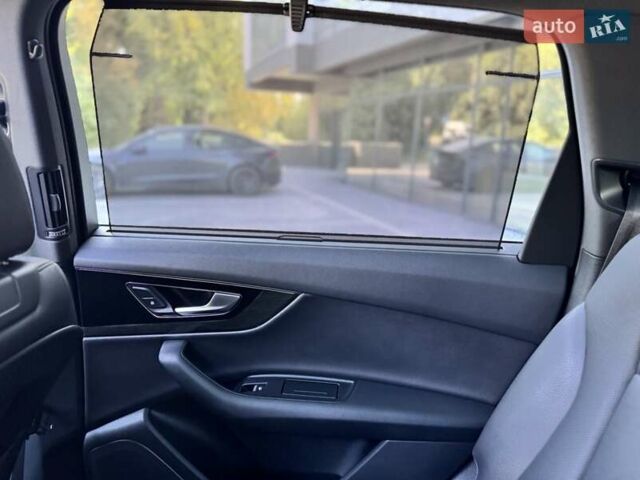 Сірий Ауді Ку 7, об'ємом двигуна 3 л та пробігом 201 тис. км за 25300 $, фото 33 на Automoto.ua