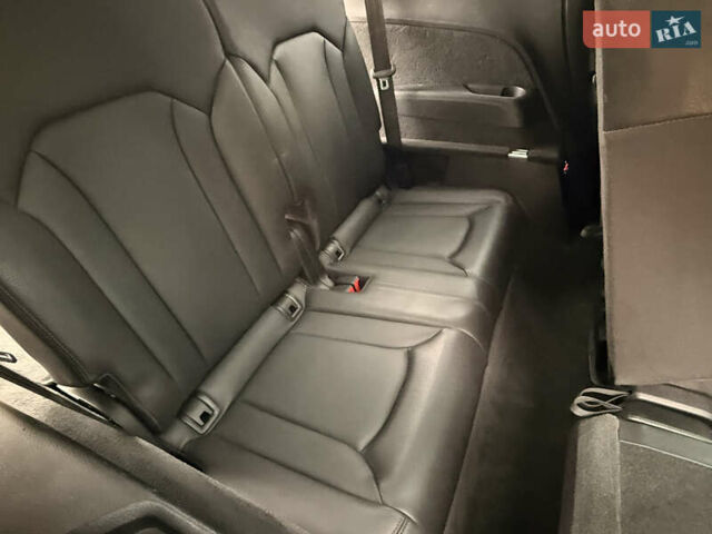 Серый Ауди Ку 7, объемом двигателя 3 л и пробегом 224 тыс. км за 27000 $, фото 38 на Automoto.ua