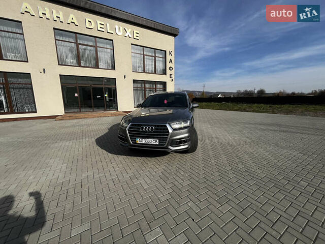 Сірий Ауді Ку 7, об'ємом двигуна 3 л та пробігом 320 тис. км за 24500 $, фото 1 на Automoto.ua