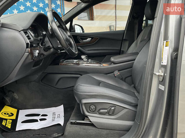 Серый Ауди Ку 7, объемом двигателя 3 л и пробегом 220 тыс. км за 29999 $, фото 13 на Automoto.ua