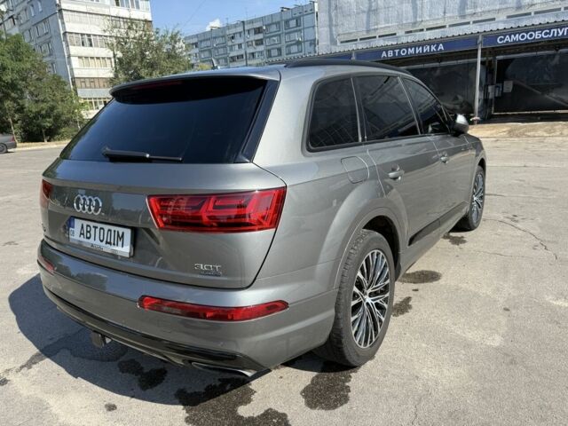 Сірий Ауді Ку 7, об'ємом двигуна 3 л та пробігом 183 тис. км за 27500 $, фото 2 на Automoto.ua