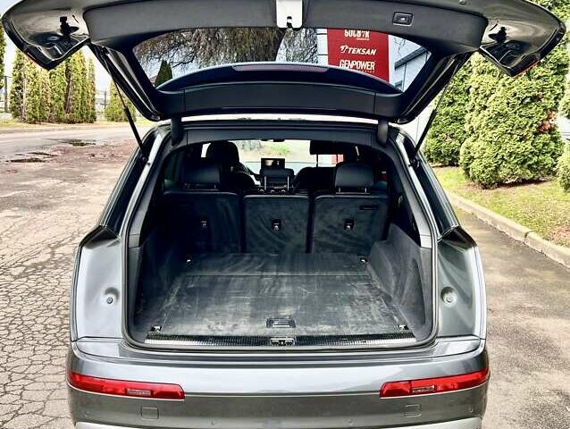 Серый Ауди Ку 7, объемом двигателя 2.97 л и пробегом 219 тыс. км за 36999 $, фото 14 на Automoto.ua