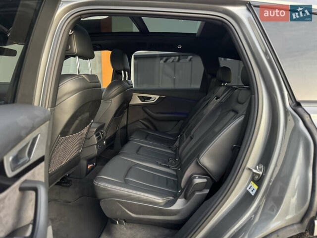 Серый Ауди Ку 7, объемом двигателя 3 л и пробегом 257 тыс. км за 35000 $, фото 30 на Automoto.ua