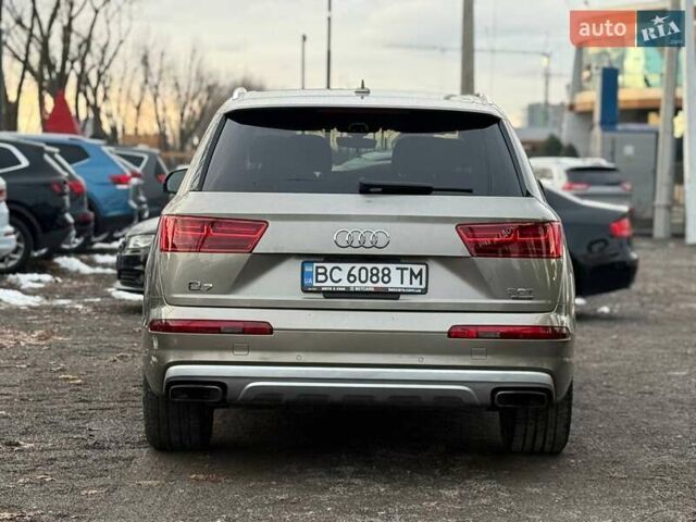 Серый Ауди Ку 7, объемом двигателя 3 л и пробегом 148 тыс. км за 30000 $, фото 4 на Automoto.ua