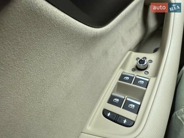 Сірий Ауді Ку 7, об'ємом двигуна 2.97 л та пробігом 211 тис. км за 39333 $, фото 26 на Automoto.ua