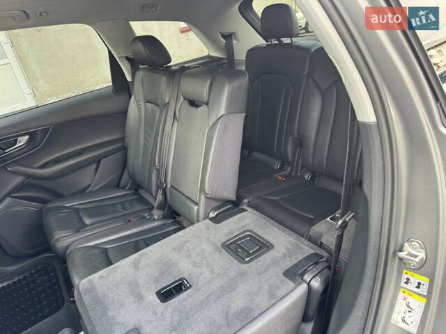 Сірий Ауді Ку 7, об'ємом двигуна 3 л та пробігом 181 тис. км за 23800 $, фото 45 на Automoto.ua