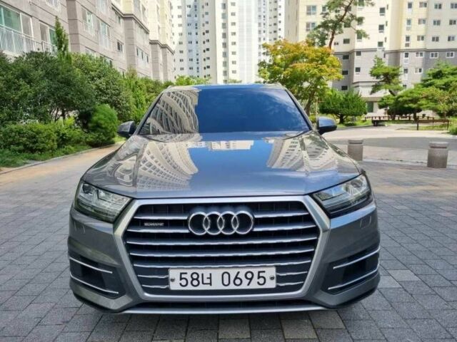 Сірий Ауді Ку 7, об'ємом двигуна 3 л та пробігом 152 тис. км за 12000 $, фото 1 на Automoto.ua