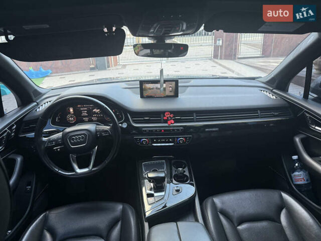 Сірий Ауді Ку 7, об'ємом двигуна 3 л та пробігом 230 тис. км за 25900 $, фото 39 на Automoto.ua