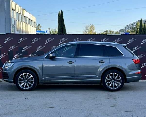 Серый Ауди Ку 7, объемом двигателя 3 л и пробегом 153 тыс. км за 28000 $, фото 4 на Automoto.ua