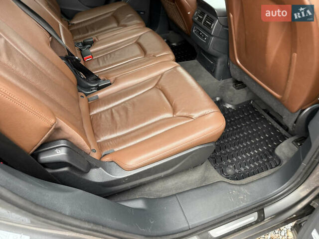 Серый Ауди Ку 7, объемом двигателя 3 л и пробегом 186 тыс. км за 22400 $, фото 65 на Automoto.ua