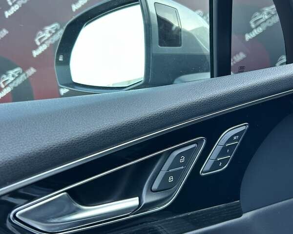 Сірий Ауді Ку 7, об'ємом двигуна 3 л та пробігом 153 тис. км за 28000 $, фото 35 на Automoto.ua
