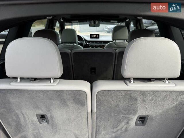 Серый Ауди Ку 7, объемом двигателя 3 л и пробегом 173 тыс. км за 21950 $, фото 17 на Automoto.ua