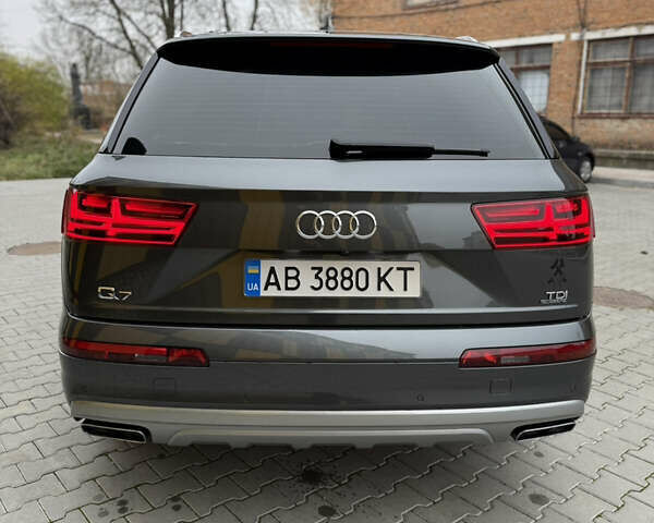 Серый Ауди Ку 7, объемом двигателя 2.97 л и пробегом 214 тыс. км за 40000 $, фото 10 на Automoto.ua