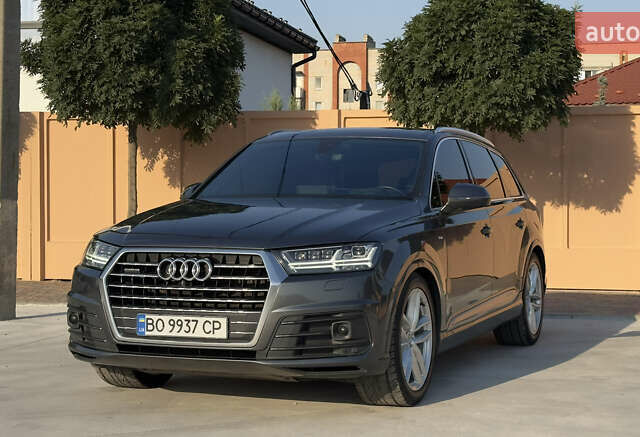 Серый Ауди Ку 7, объемом двигателя 2.97 л и пробегом 266 тыс. км за 39000 $, фото 3 на Automoto.ua