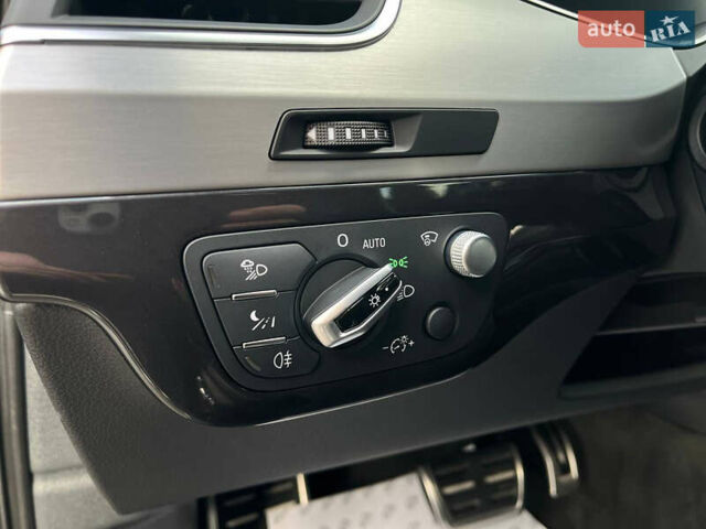 Серый Ауди Ку 7, объемом двигателя 3 л и пробегом 160 тыс. км за 40000 $, фото 9 на Automoto.ua