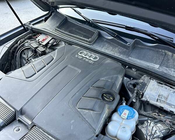 Серый Ауди Ку 7, объемом двигателя 3 л и пробегом 153 тыс. км за 28000 $, фото 47 на Automoto.ua