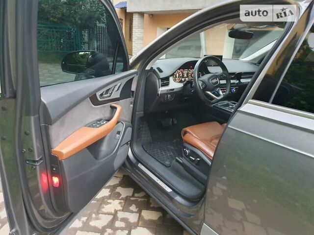 Серый Ауди Ку 7, объемом двигателя 3 л и пробегом 283 тыс. км за 33700 $, фото 10 на Automoto.ua