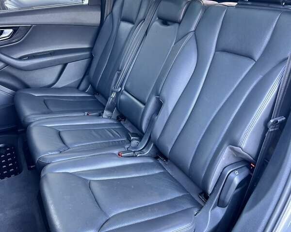 Серый Ауди Ку 7, объемом двигателя 3 л и пробегом 153 тыс. км за 28000 $, фото 32 на Automoto.ua