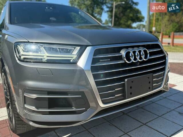 Ауди Ку 7 2016 в Киеве на Automoto.ua Серый Ауди Ку 7, объемом двигателя 3 л и пробегом 156 тыс. км за 21800 $, фото 87 на Automoto.ua