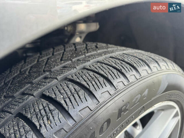 Сірий Ауді Ку 7, об'ємом двигуна 3 л та пробігом 181 тис. км за 23800 $, фото 12 на Automoto.ua