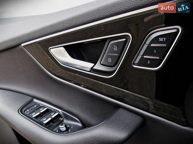 Сірий Ауді Ку 7, об'ємом двигуна 3 л та пробігом 184 тис. км за 26800 $, фото 7 на Automoto.ua