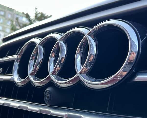 Серый Ауди Ку 7, объемом двигателя 3 л и пробегом 153 тыс. км за 28000 $, фото 6 на Automoto.ua