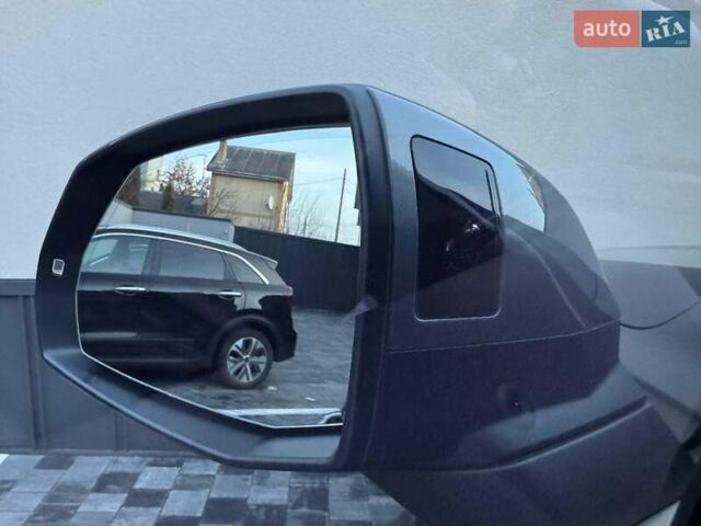 Сірий Ауді Ку 7, об'ємом двигуна 3 л та пробігом 216 тис. км за 21900 $, фото 19 на Automoto.ua