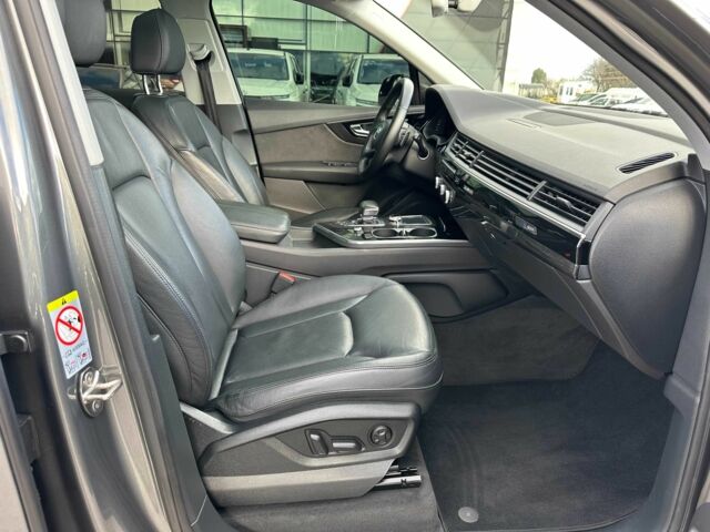 Сірий Ауді Ку 7, об'ємом двигуна 3 л та пробігом 139 тис. км за 31500 $, фото 19 на Automoto.ua