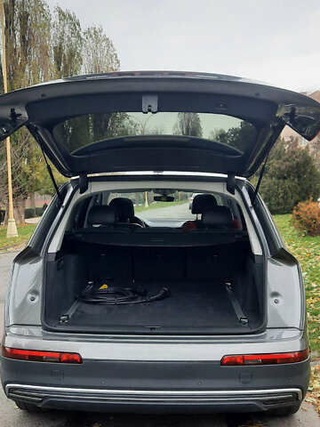 Сірий Ауді Ку 7, об'ємом двигуна 3 л та пробігом 160 тис. км за 37500 $, фото 12 на Automoto.ua