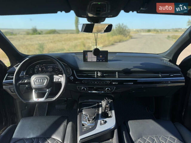 Серый Ауди Ку 7, объемом двигателя 2.97 л и пробегом 250 тыс. км за 41000 $, фото 10 на Automoto.ua
