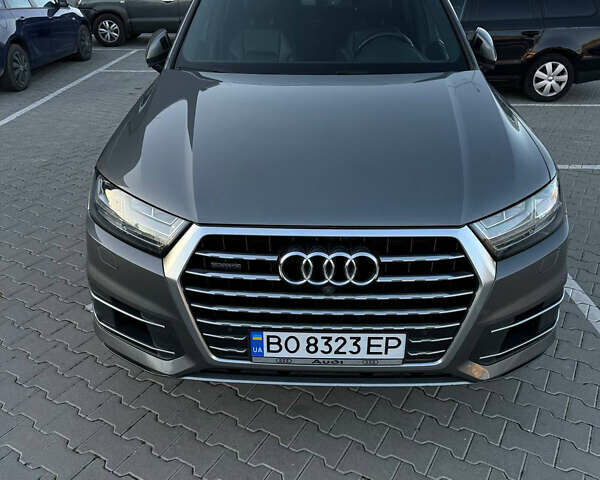 Серый Ауди Ку 7, объемом двигателя 3 л и пробегом 212 тыс. км за 25000 $, фото 14 на Automoto.ua