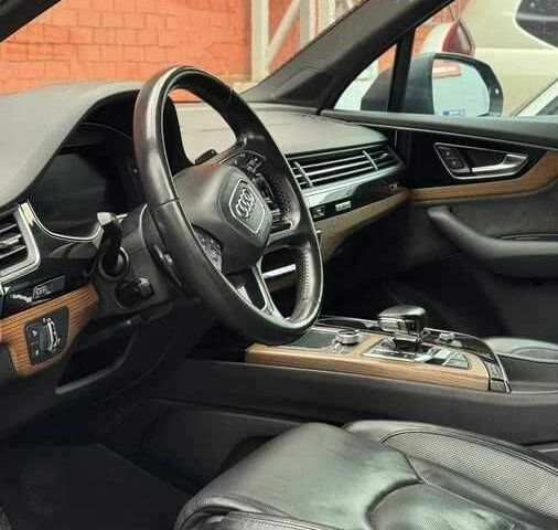 Серый Ауди Ку 7, объемом двигателя 3 л и пробегом 130 тыс. км за 20500 $, фото 7 на Automoto.ua