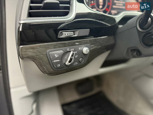 Сірий Ауді Ку 7, об'ємом двигуна 3 л та пробігом 128 тис. км за 32000 $, фото 15 на Automoto.ua