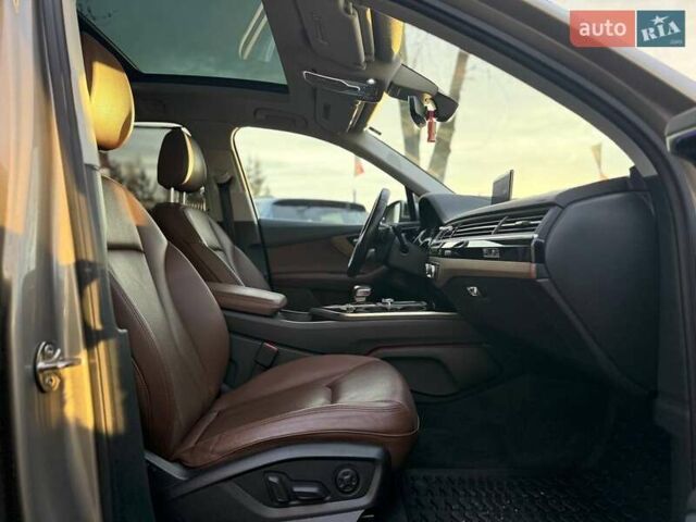 Серый Ауди Ку 7, объемом двигателя 3 л и пробегом 148 тыс. км за 30000 $, фото 28 на Automoto.ua