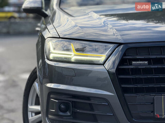 Ауді Ку 7 2016 у Тернополі на Automoto.ua Сірий Ауді Ку 7, об'ємом двигуна 3 л та пробігом 302 тис. км за 34900 $, фото 6 на Automoto.ua