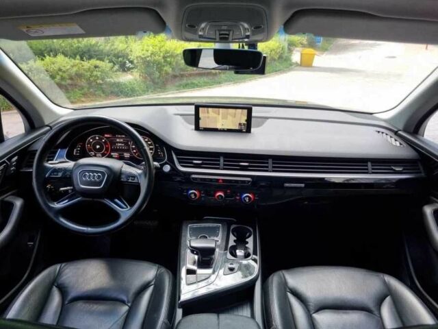 Сірий Ауді Ку 7, об'ємом двигуна 3 л та пробігом 152 тис. км за 12000 $, фото 5 на Automoto.ua