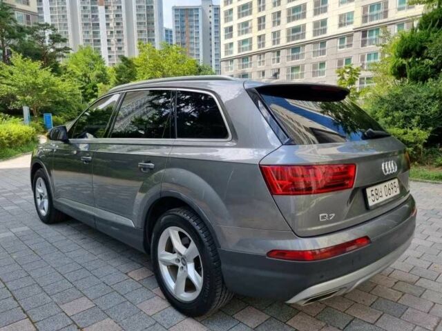 Сірий Ауді Ку 7, об'ємом двигуна 3 л та пробігом 152 тис. км за 12000 $, фото 2 на Automoto.ua