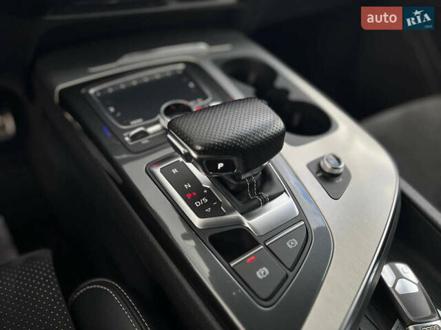 Серый Ауди Ку 7, объемом двигателя 3 л и пробегом 160 тыс. км за 40000 $, фото 18 на Automoto.ua