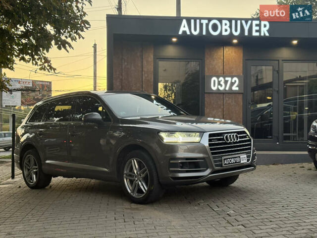 Серый Ауди Ку 7, объемом двигателя 3 л и пробегом 140 тыс. км за 25500 $, фото 4 на Automoto.ua