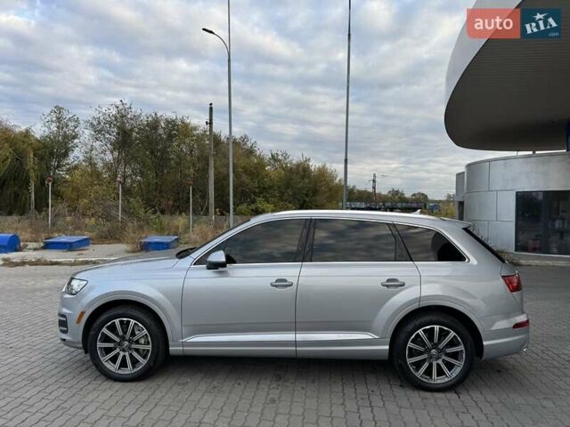 Ауди Ку 7 2017 в Верхнеднепровске на Automoto.ua Серый Ауди Ку 7, объемом двигателя 3 л и пробегом 215 тыс. км за 24999 $, фото 5 на Automoto.ua