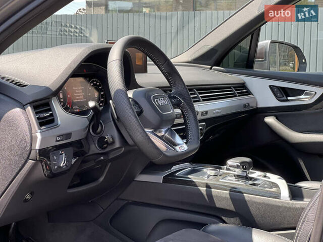 Сірий Ауді Ку 7, об'ємом двигуна 3 л та пробігом 247 тис. км за 36500 $, фото 26 на Automoto.ua