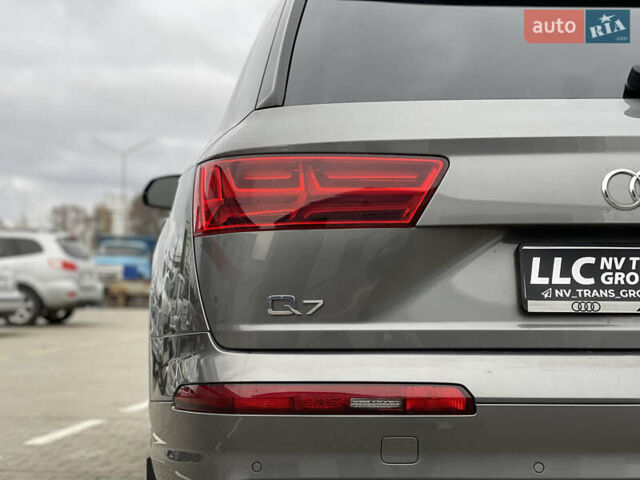 Серый Ауди Ку 7, объемом двигателя 3 л и пробегом 189 тыс. км за 24999 $, фото 29 на Automoto.ua