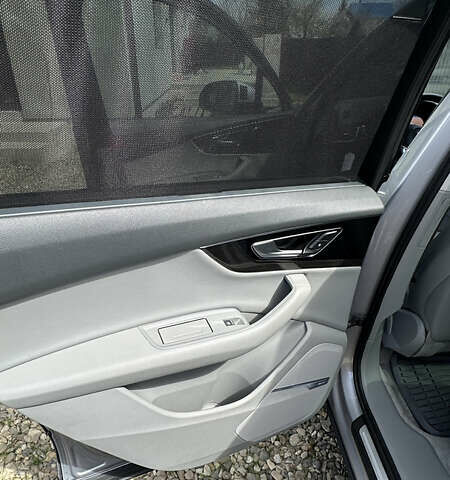 Серый Ауди Ку 7, объемом двигателя 1.98 л и пробегом 133 тыс. км за 25999 $, фото 18 на Automoto.ua