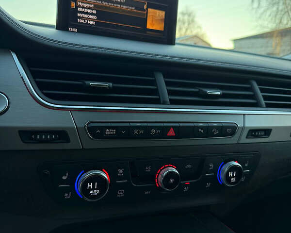 Серый Ауди Ку 7, объемом двигателя 3 л и пробегом 79 тыс. км за 48000 $, фото 15 на Automoto.ua