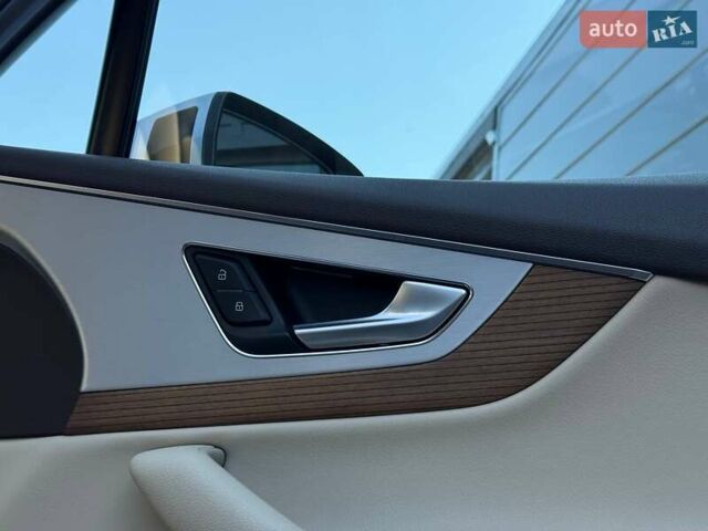 Серый Ауди Ку 7, объемом двигателя 3 л и пробегом 149 тыс. км за 27500 $, фото 77 на Automoto.ua